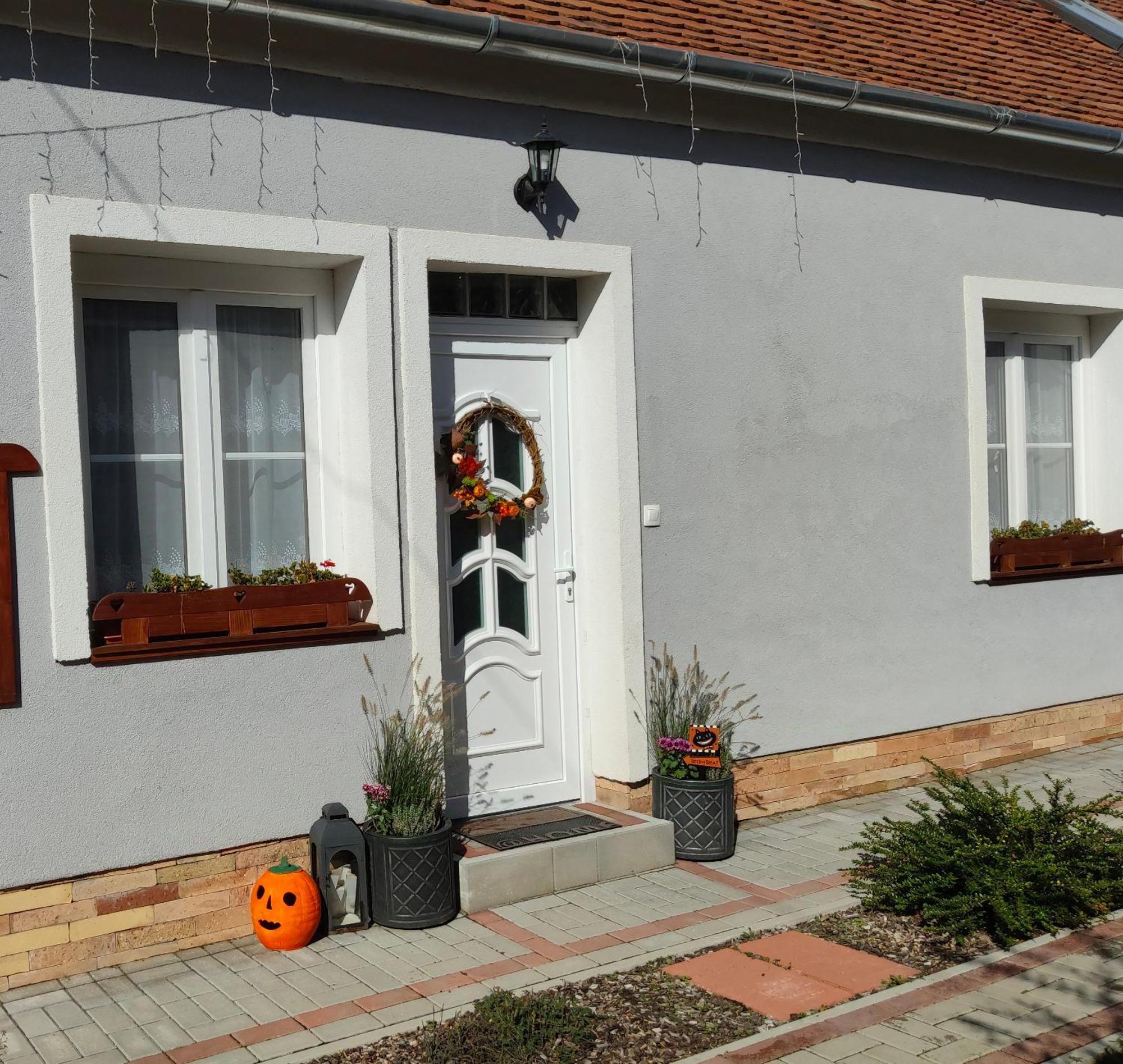 Borostyankut Wellness Home Bakonybél エクステリア 写真