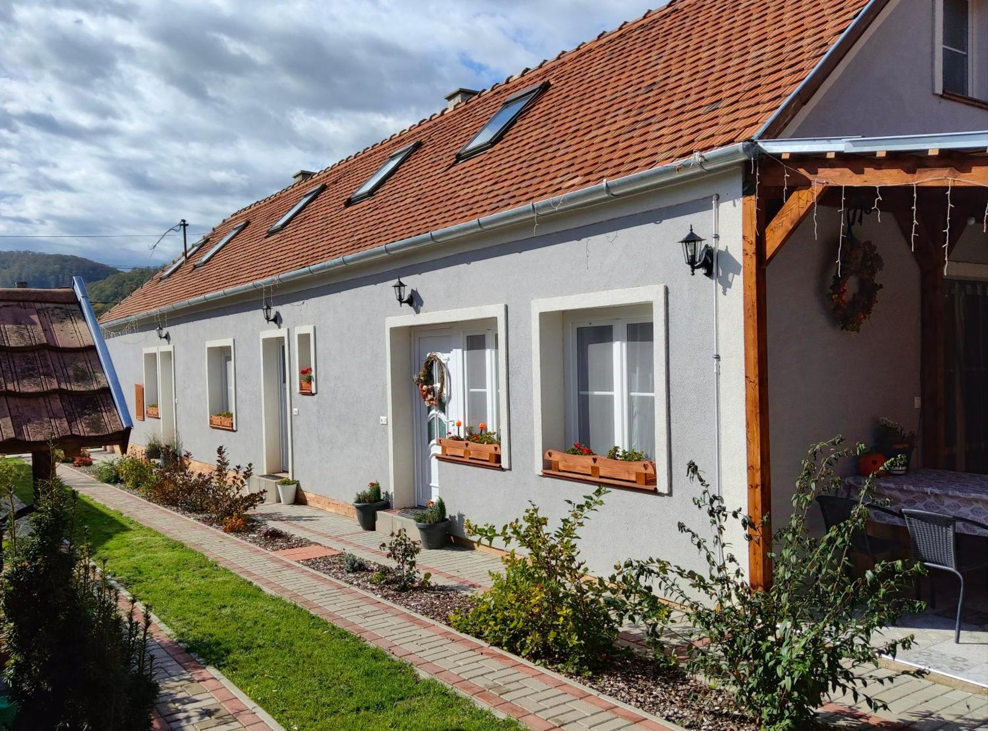 Borostyankut Wellness Home Bakonybél エクステリア 写真